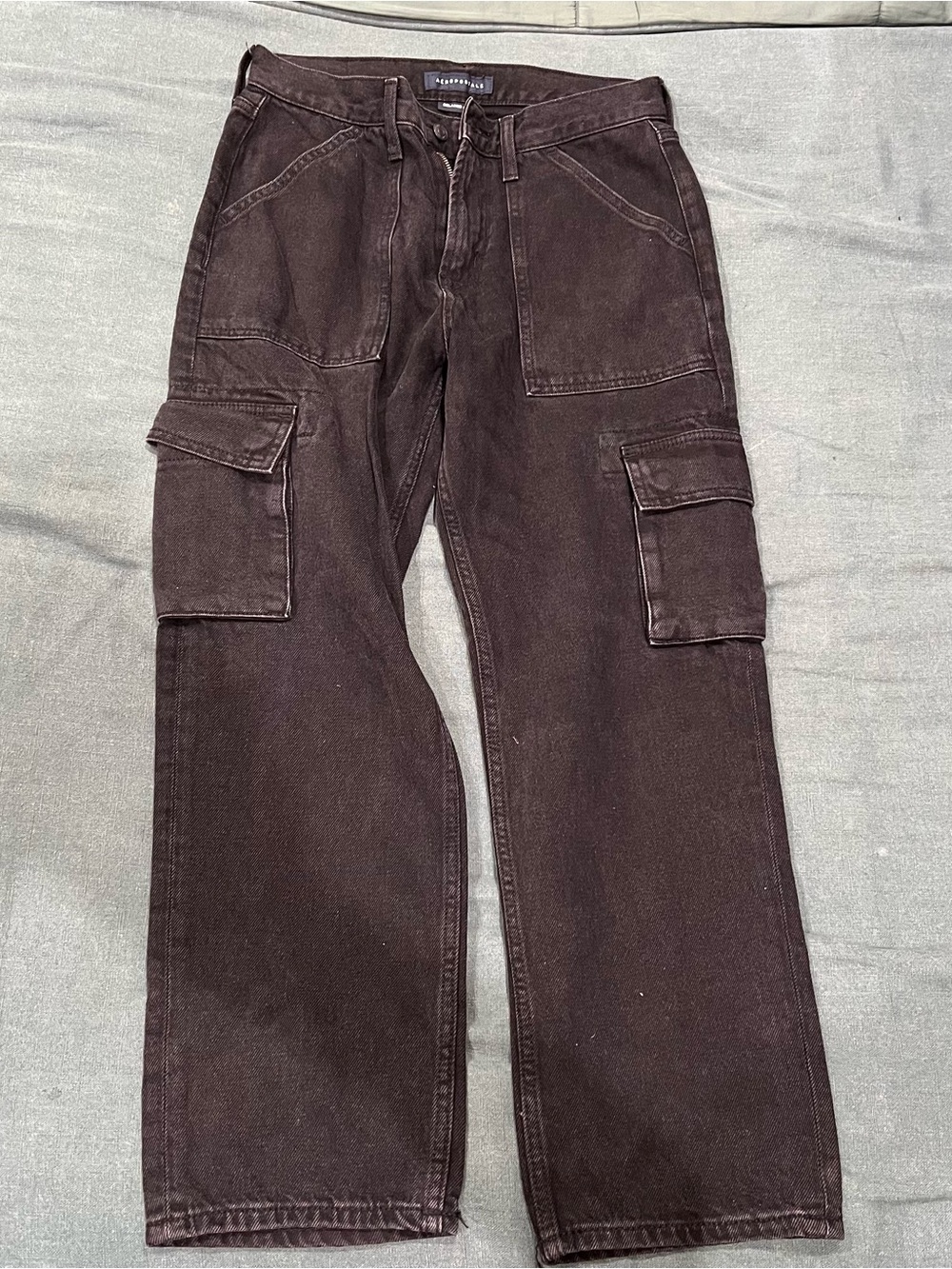 Aeropostal Black Cargo Work Pants - Rugged Pocket Design